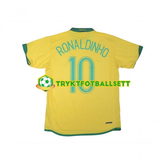 Herre Brasil drakt RONALDINHO 10 Retro Hjemme 2006 Korte Ermer